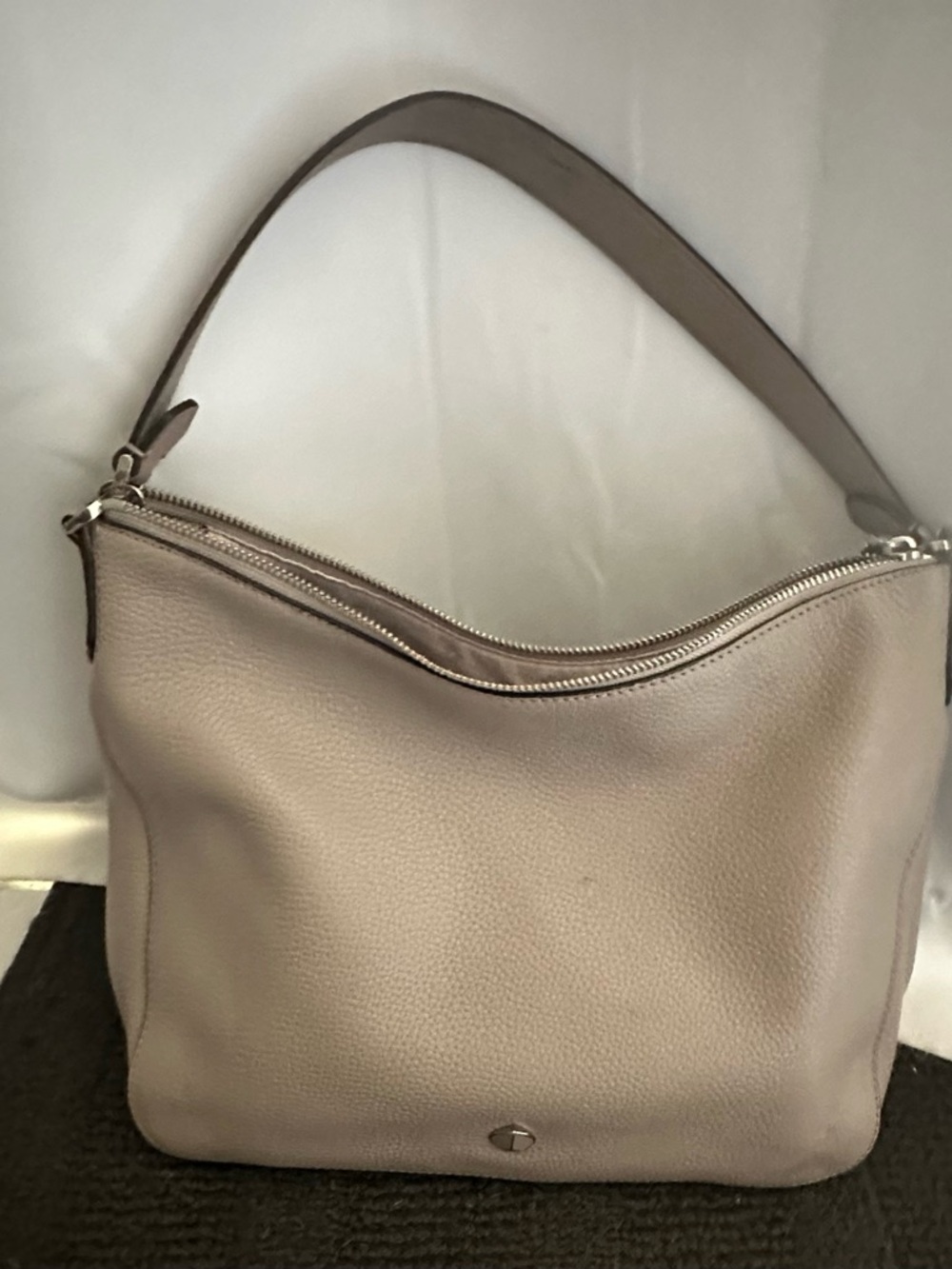 kate spade Pebbled Leather Shoulder Bag in Light Gray